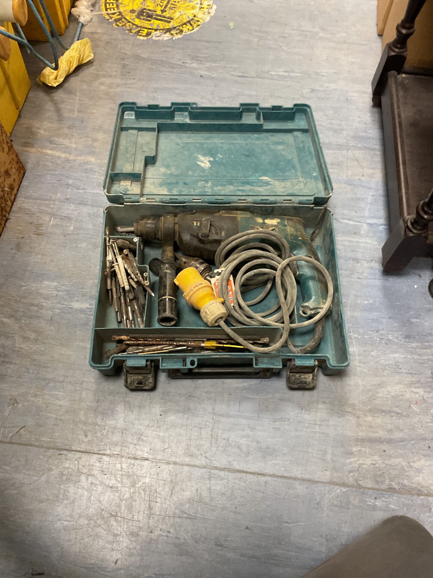 1107 Makita 110v hammer drill