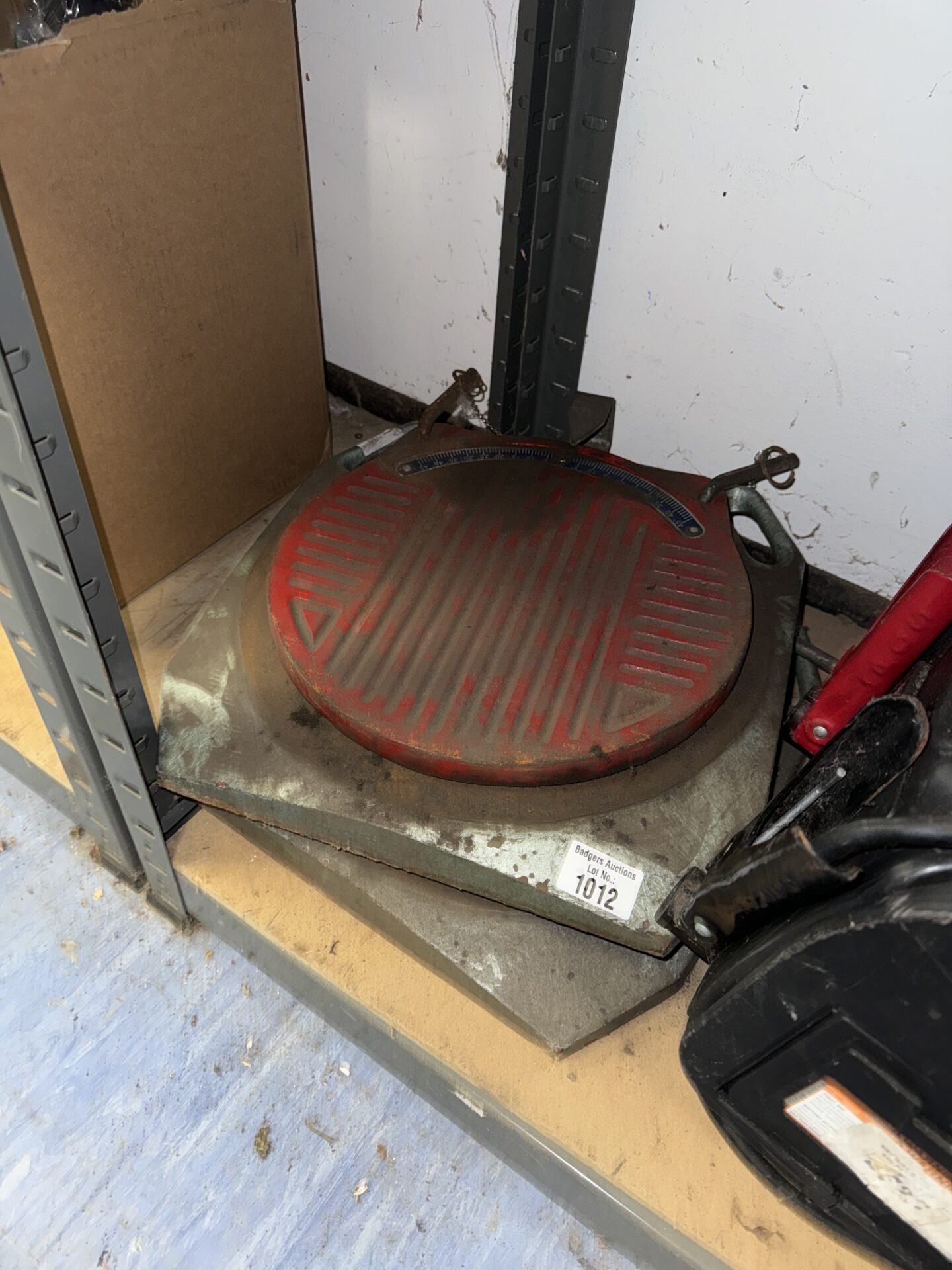 1012 Two mechanics bay car skid plates