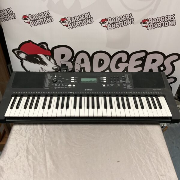 Yamaha PSR-E373 keyboard, a portable electronic musical instrument.