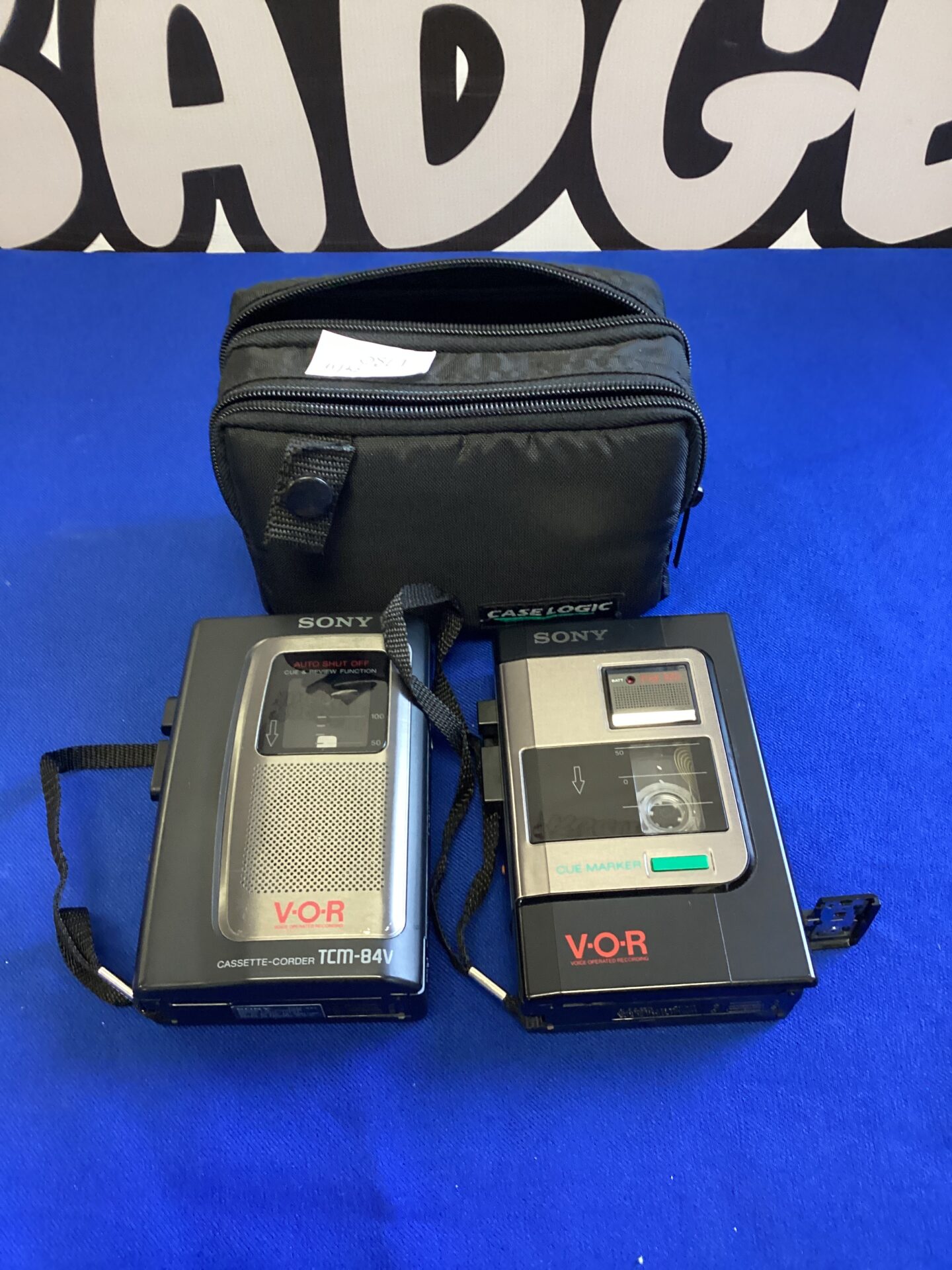 100 Two sony dictaphones inc TCM-84V & TGM-37V