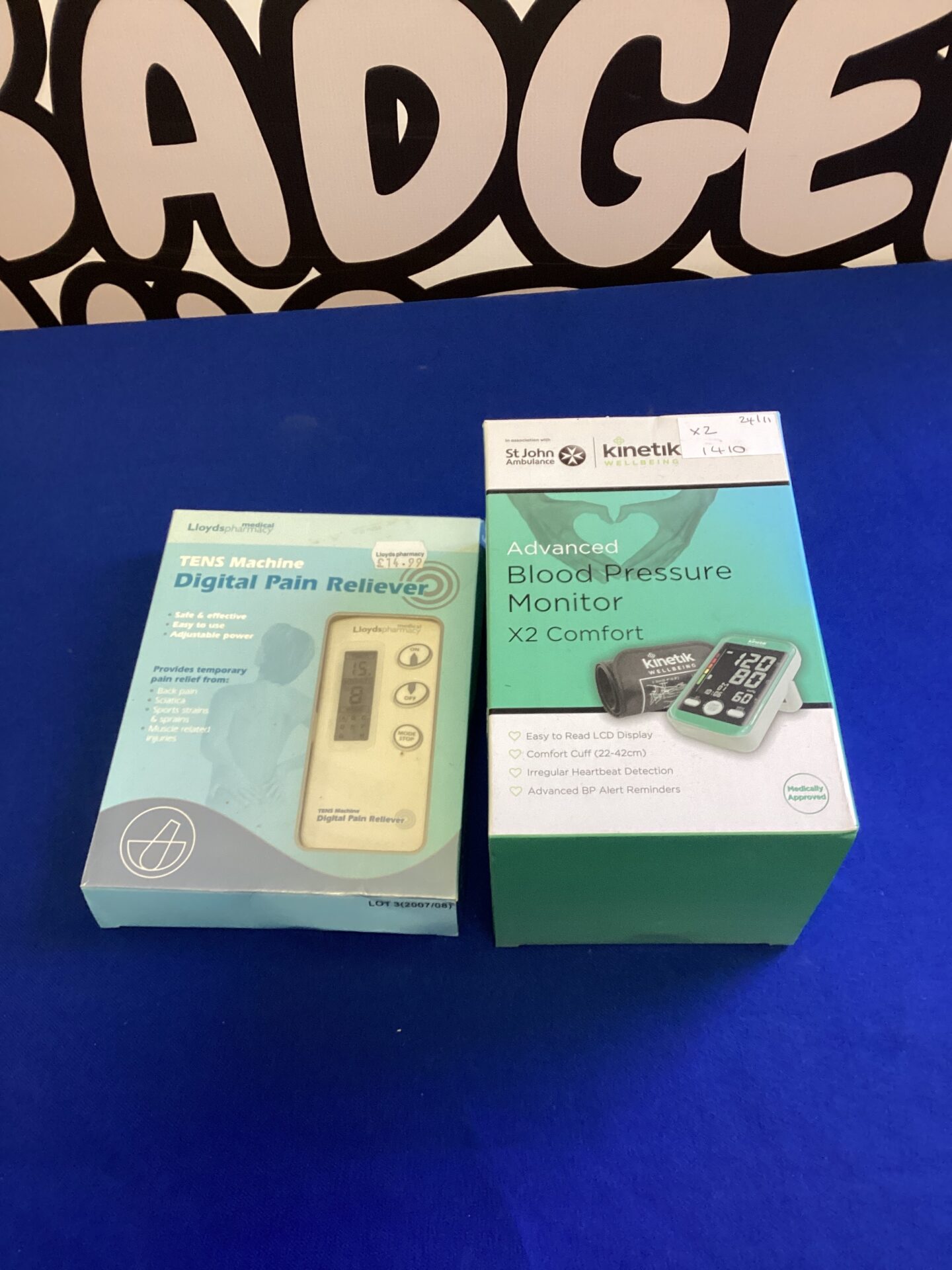 128 Blood pressure monitor with digital pain reliever