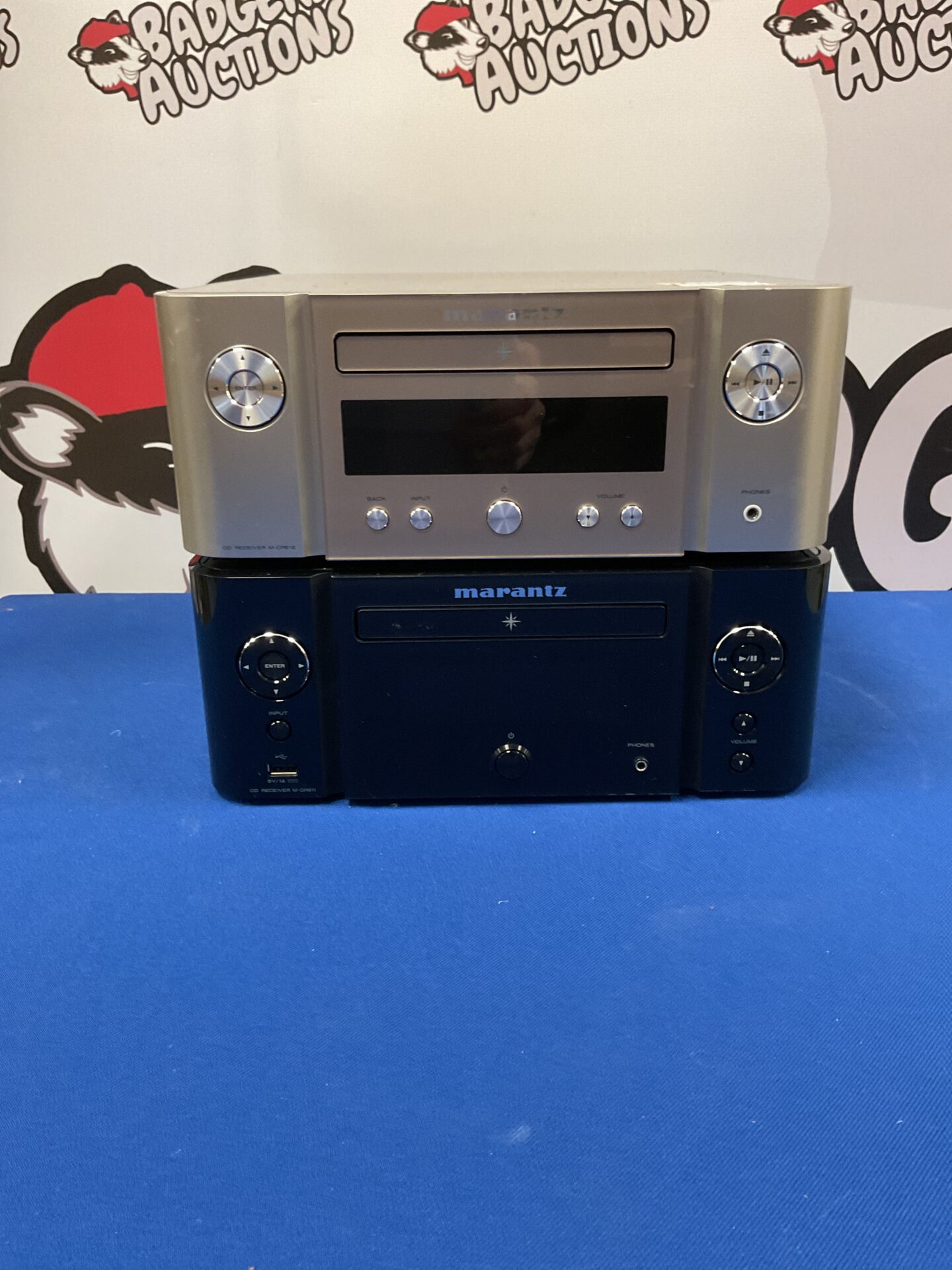 143 Two Marantz CD receivers M-CR611 and M-CR612