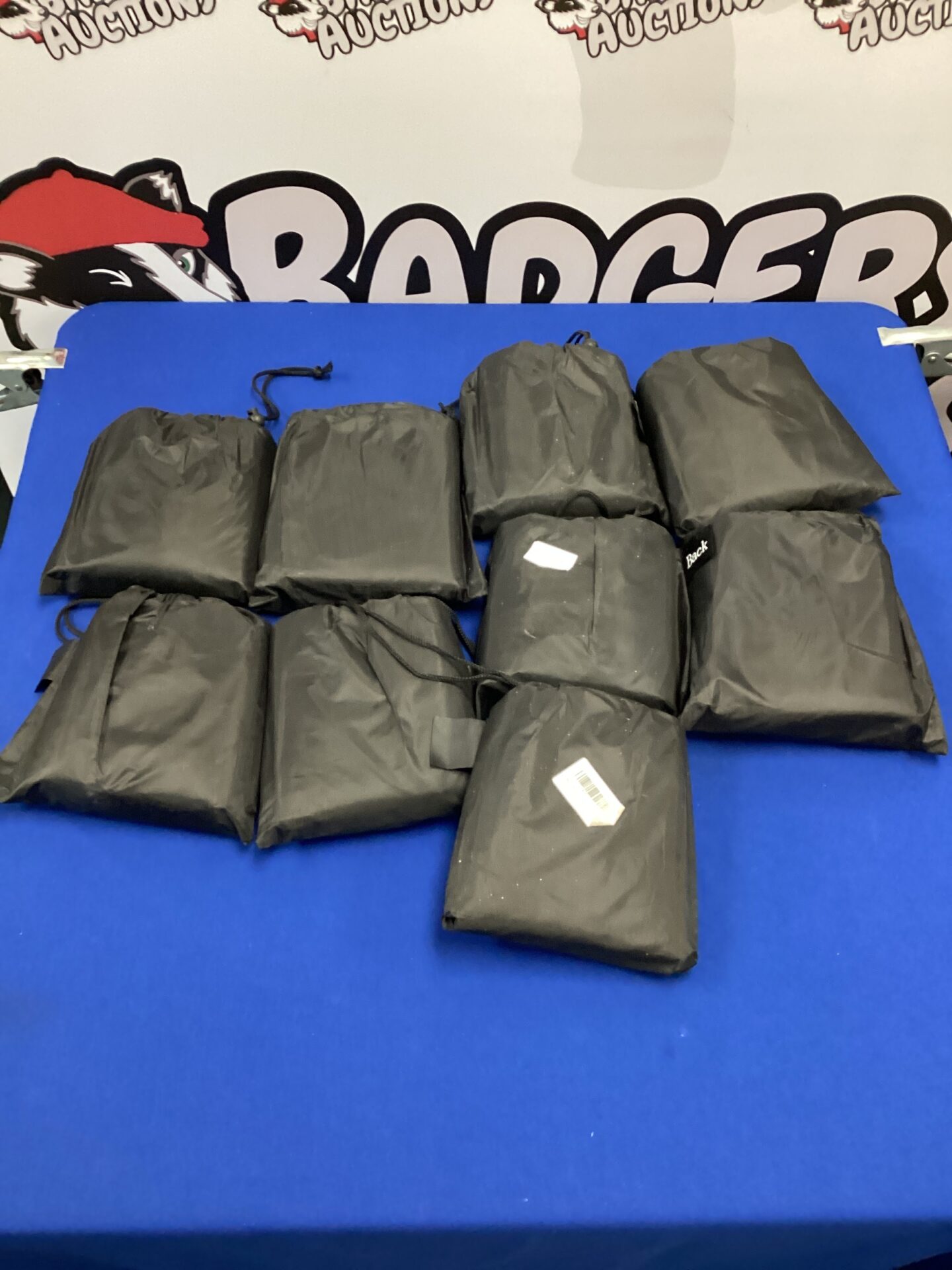 638 Nine car windscreen covers