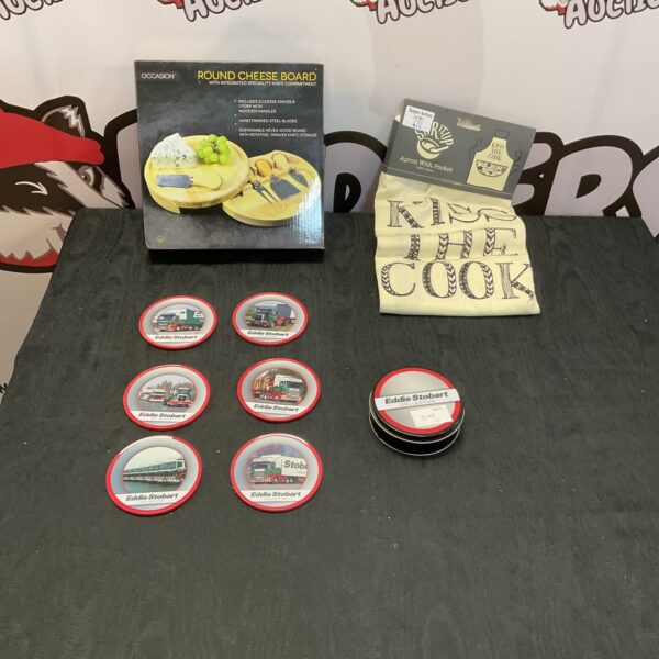 Eddie Stobart cheese board and coasters in a mixed lot.