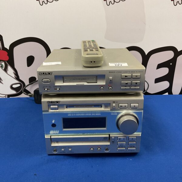 Sony DHC-MD373 mini hifi system with CD, cassette, and mini disc players.