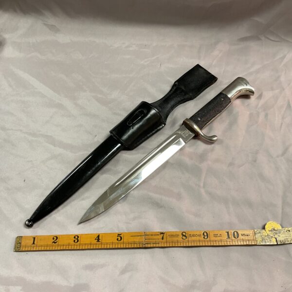WWII German K98 bayonet with scabbard, Eickhorn marked.