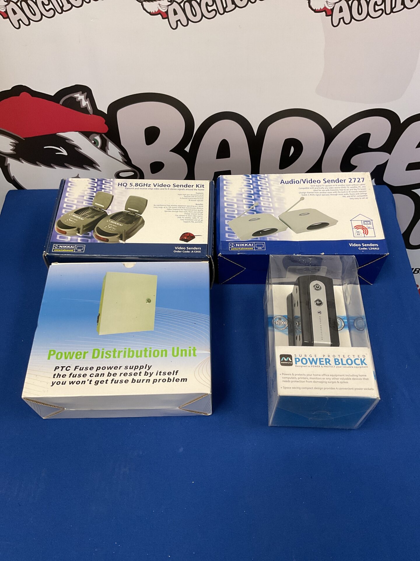 217 Box of mixed electricals including audio/visual sender, 5.8ghz video sender and power distribution box