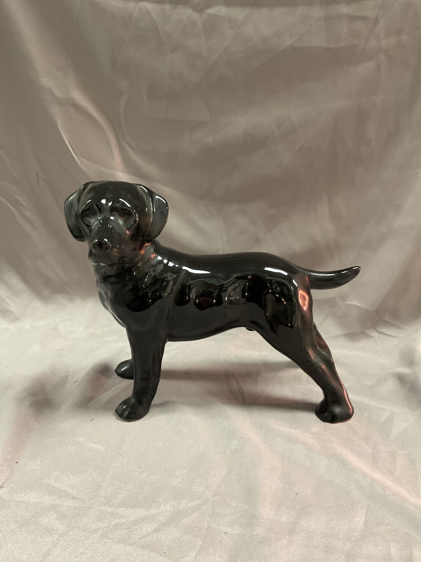 911 China dog black Labrador figure