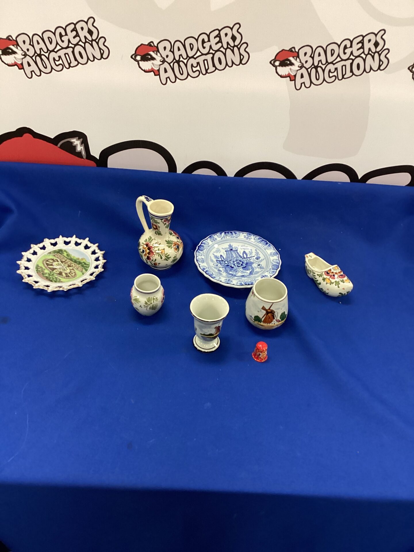 315 Selection of delft pottery