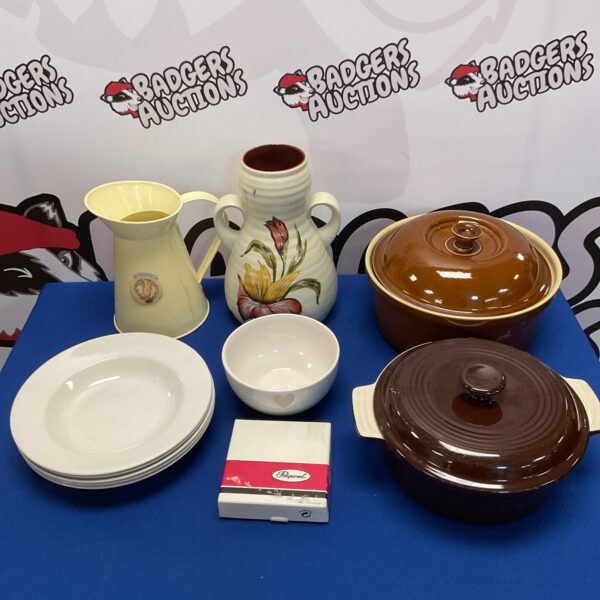 Vintage kitchenalia lot including a Midas Elloreave vase.