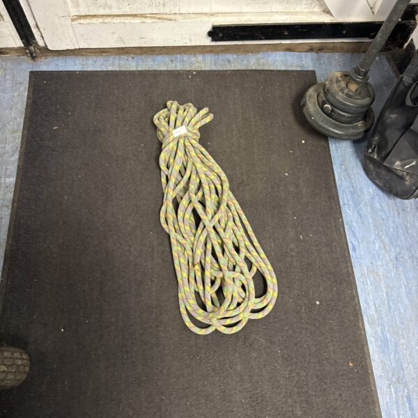 Used dynamic climbing rope for rock climbing and mountaineering.