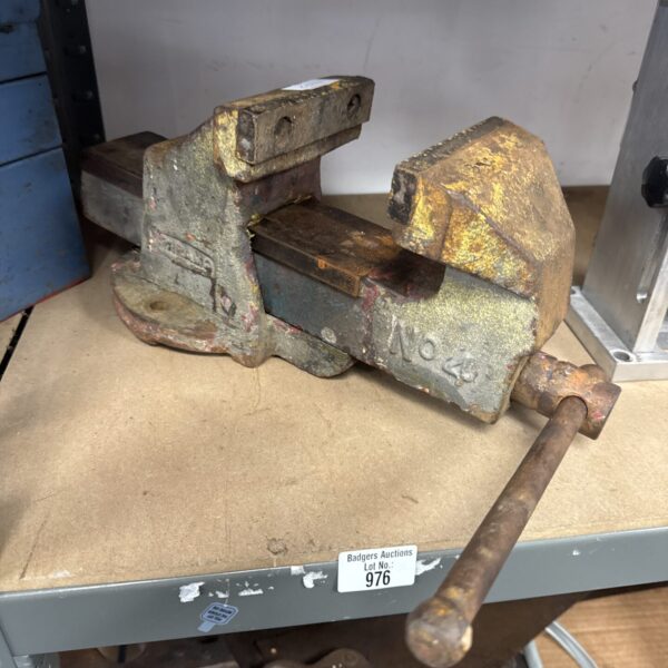 Vintage Pamo No4 bench vice for metalworking and workshop use.
