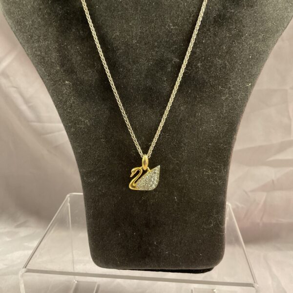 Sparkling Swarovski silver necklace with crystal pendant.