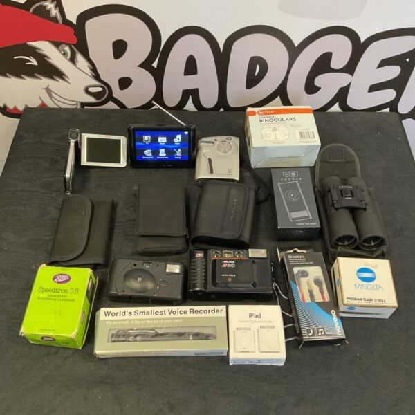 Digital camera lot including Toshiba Camileo and vintage cameras.