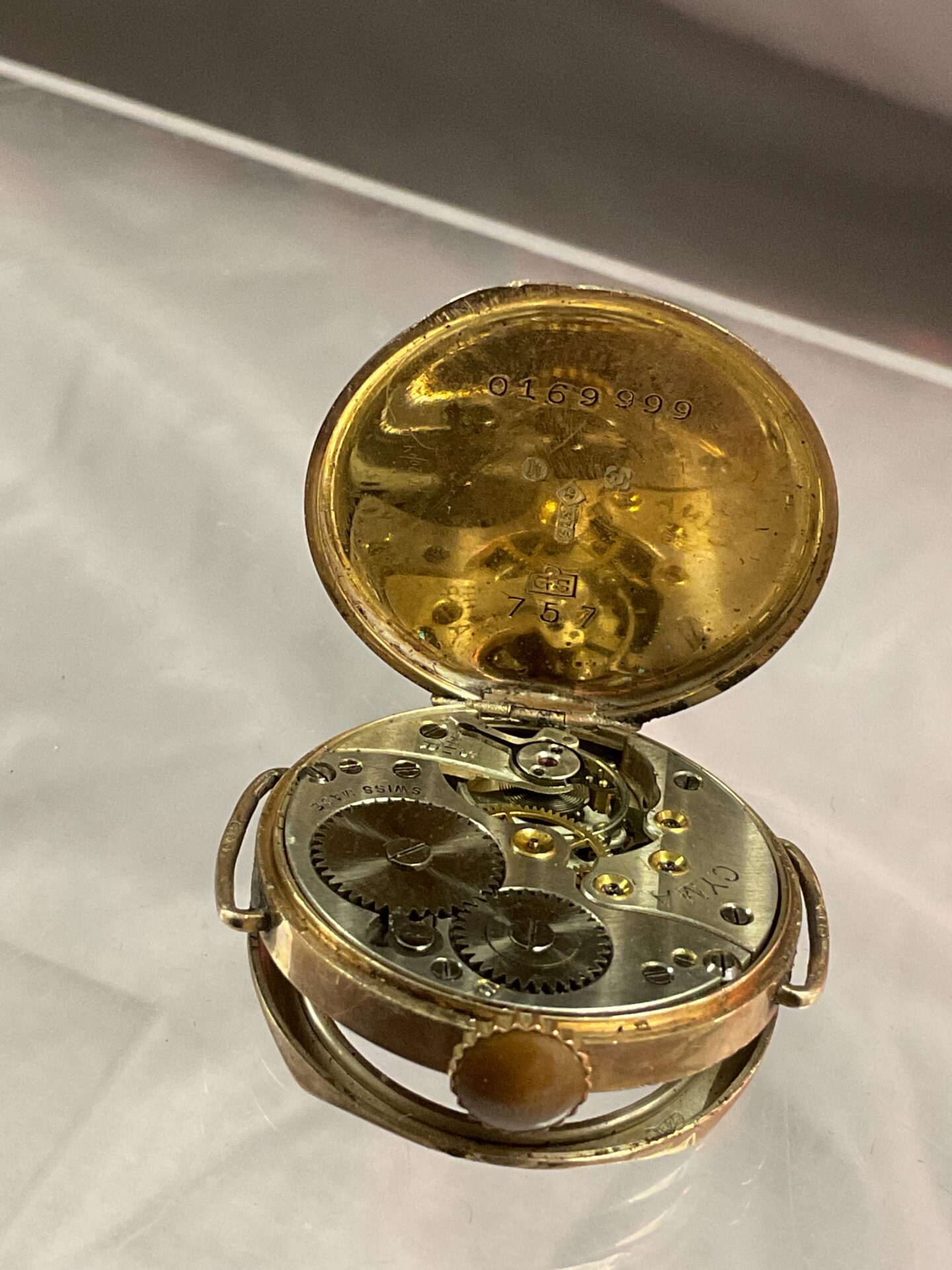 853 Vintage Cyma 9ct gold watch 14.34g gross for scrap