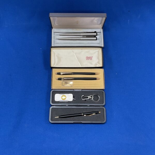 Vintage Parker and Cross pen set in presentation box.