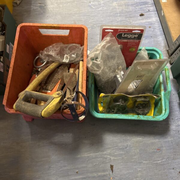 Shed clearance lot with assorted garden and workshop tools.