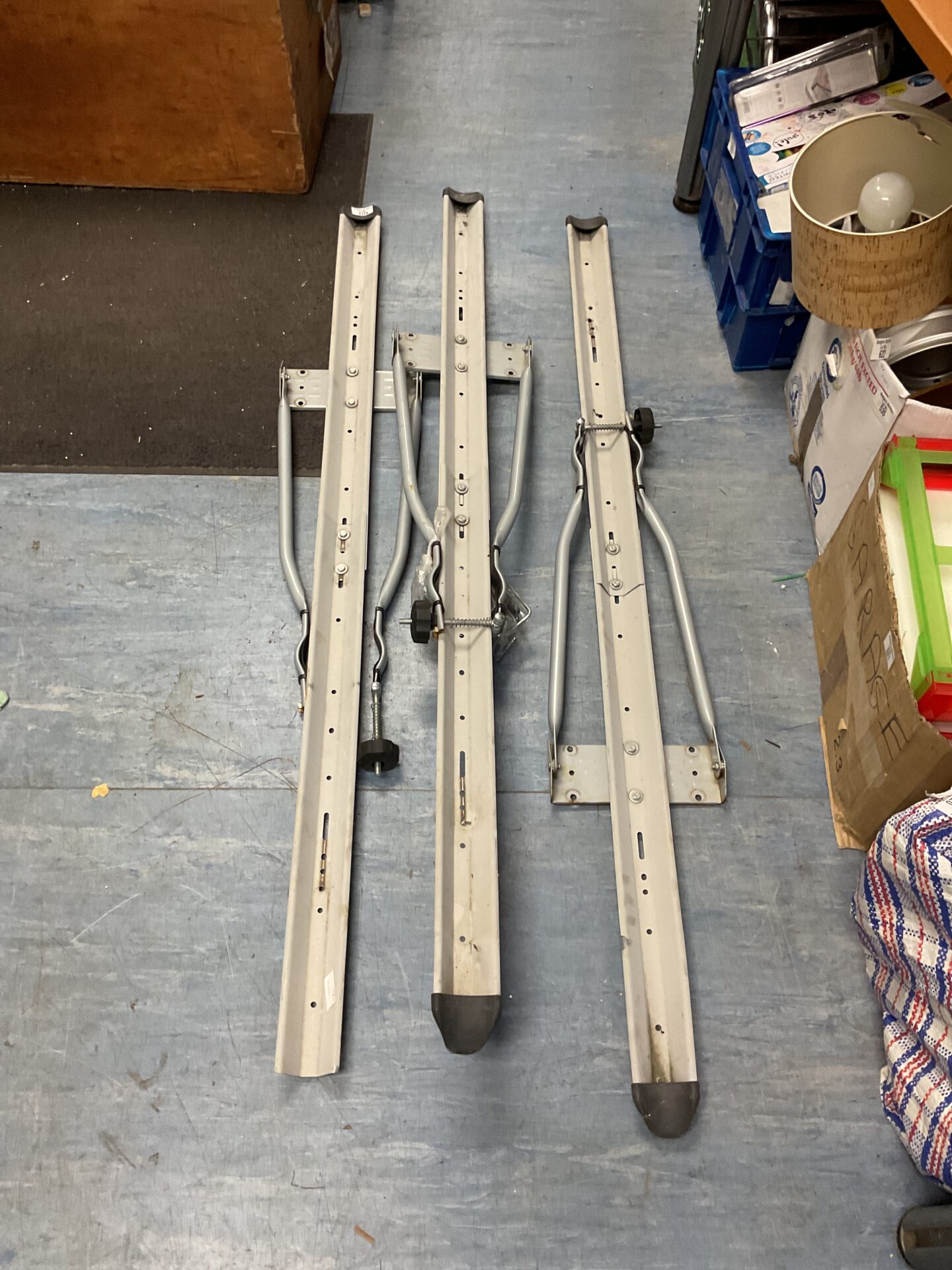 1174 Vehicle bike racks