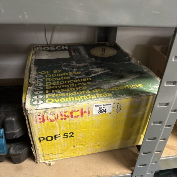 Vintage Bosch Pof 52 router in good condition.