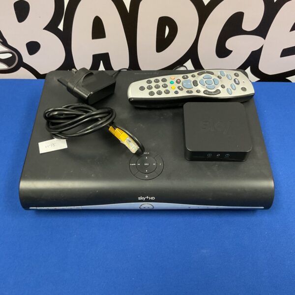Vintage Sky Digital Receiver with remote control for satellite TV.