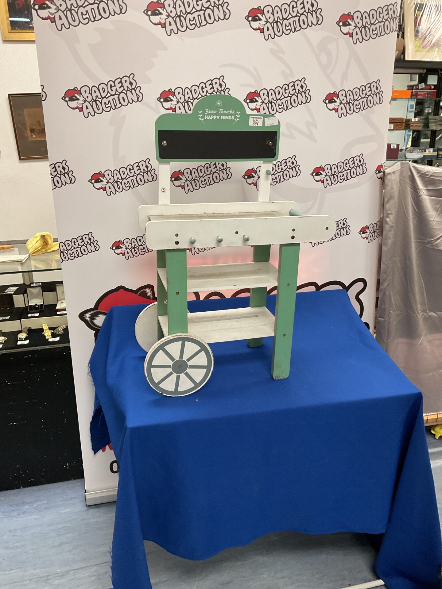 405 Green thumbs childs florist stool