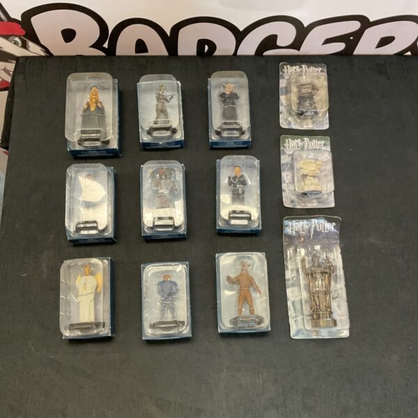 Lot of Harry Potter and Doctor Who figurines for collectors.