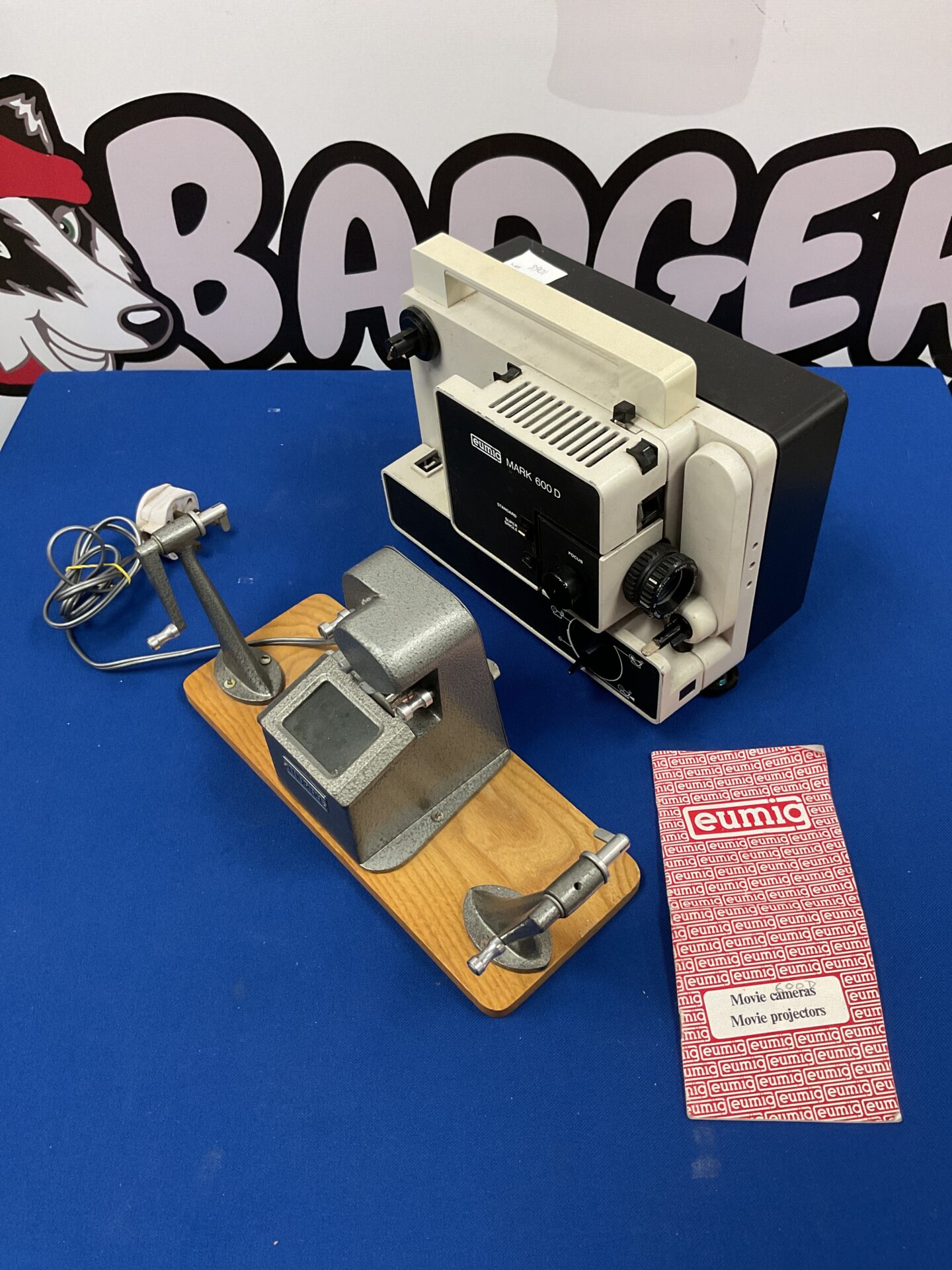 232 Eumig 600D projector working