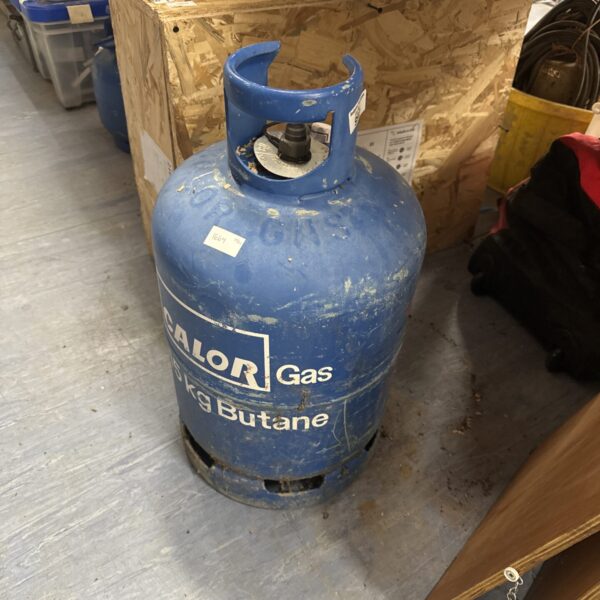 Blue 15kg Calor Gas bottle for camping and outdoor use.