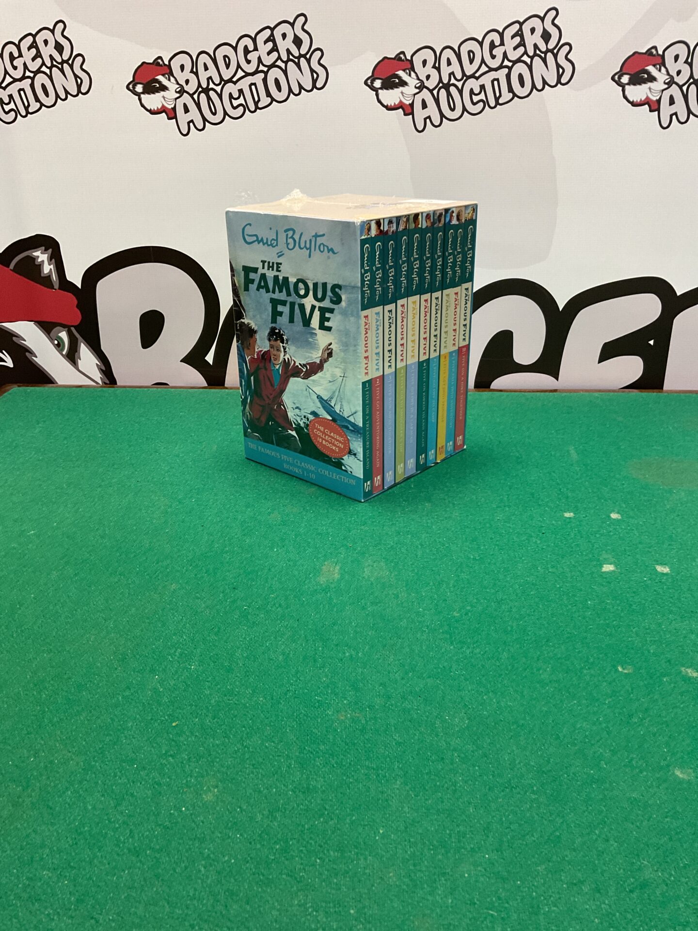 388 new & sealed Enid Blyton The famous five collection book set