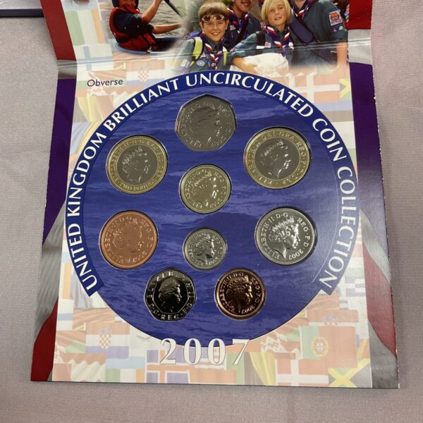Front view of the 2007 United Kingdom brilliant uncirculated coin collection packaging.