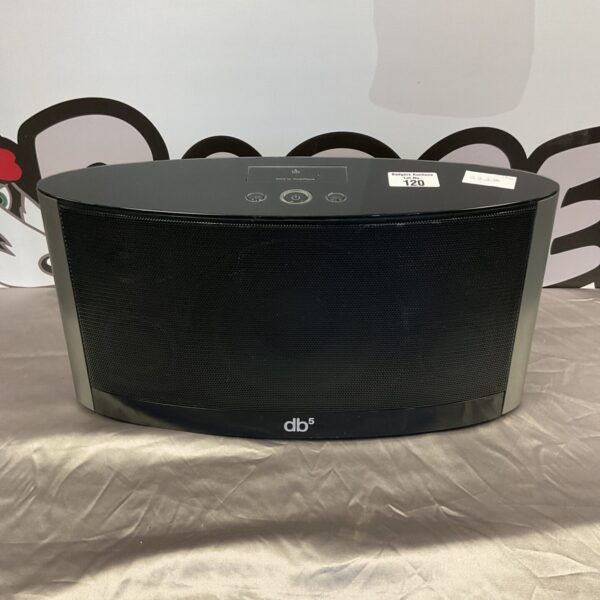 Vintage db5 iPod dock for Apple devices, retro audio equipment.