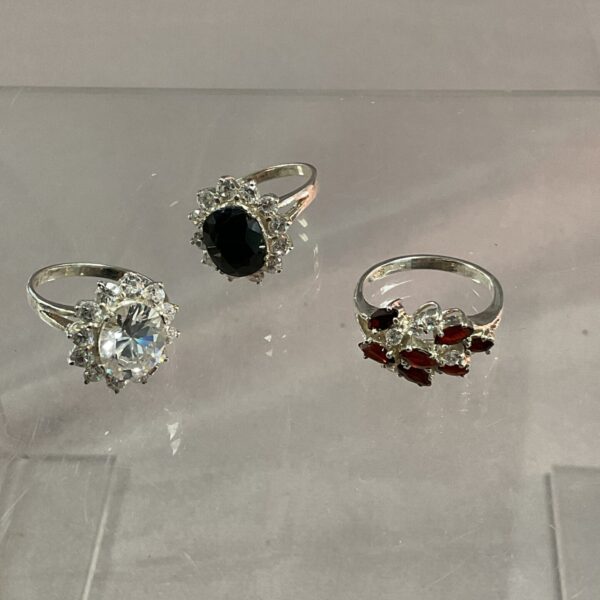 Red stone silver ring, cluster setting, fashion jewellery.