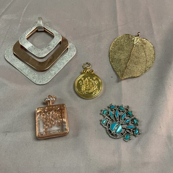 Layered square fashion pendant, vintage jewellery accessory.