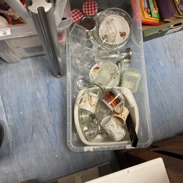 Mixed lot of vintage plates and glassware for dining or collecting.