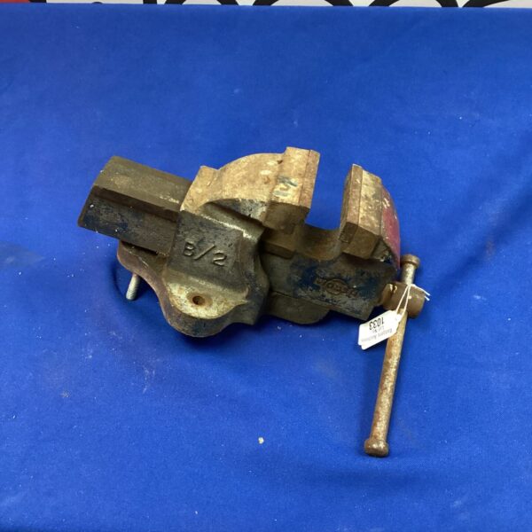 Vintage Woden B/2 bench vice for metalworking and workshop use.
