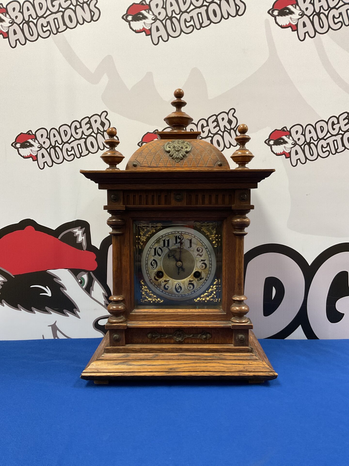 014 Antique german oak bracket clock