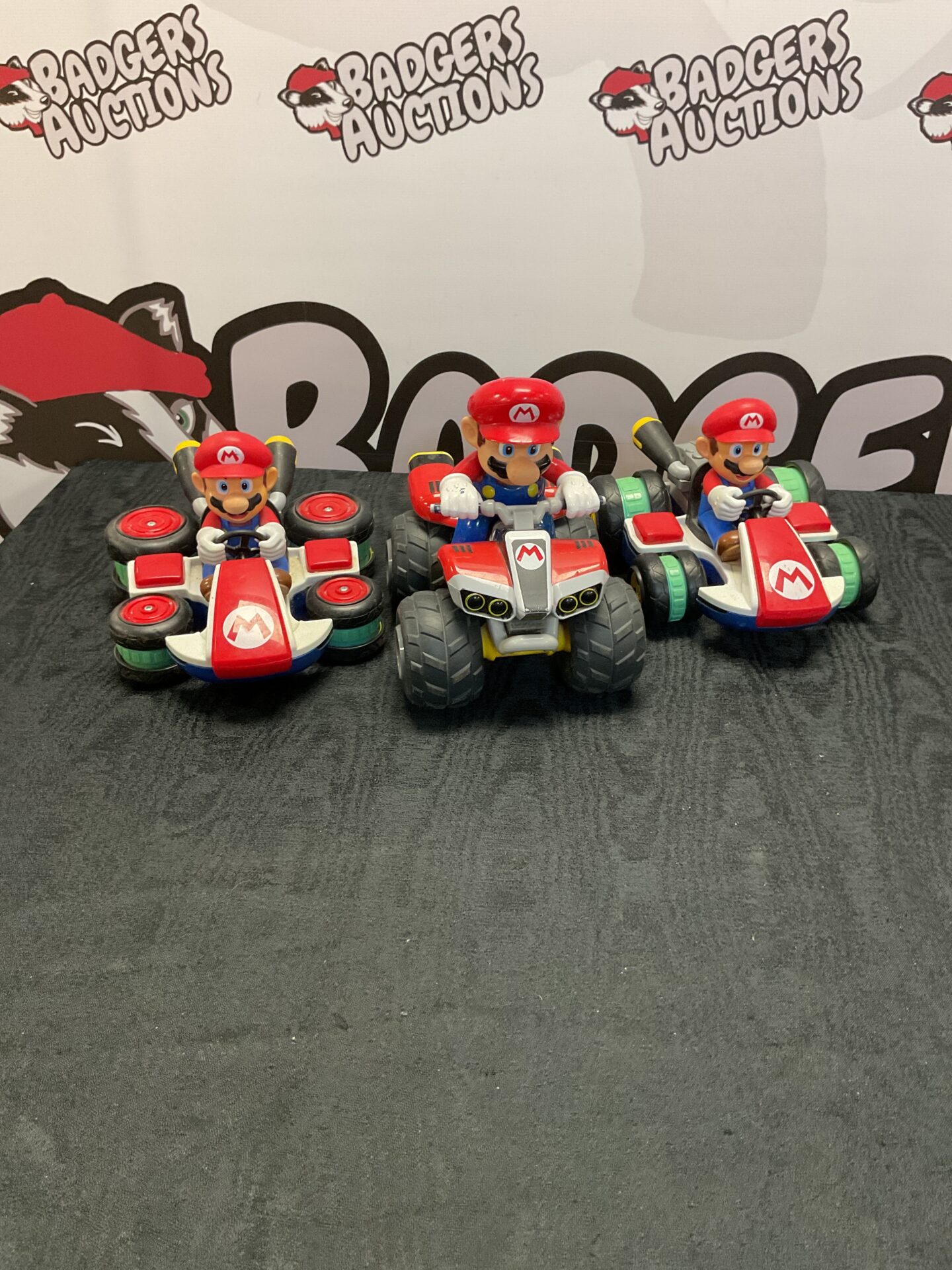 350 Three nintendo super mario rc cars no remotes