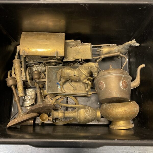 Vintage brass horse and cart lot, antique brassware collection.