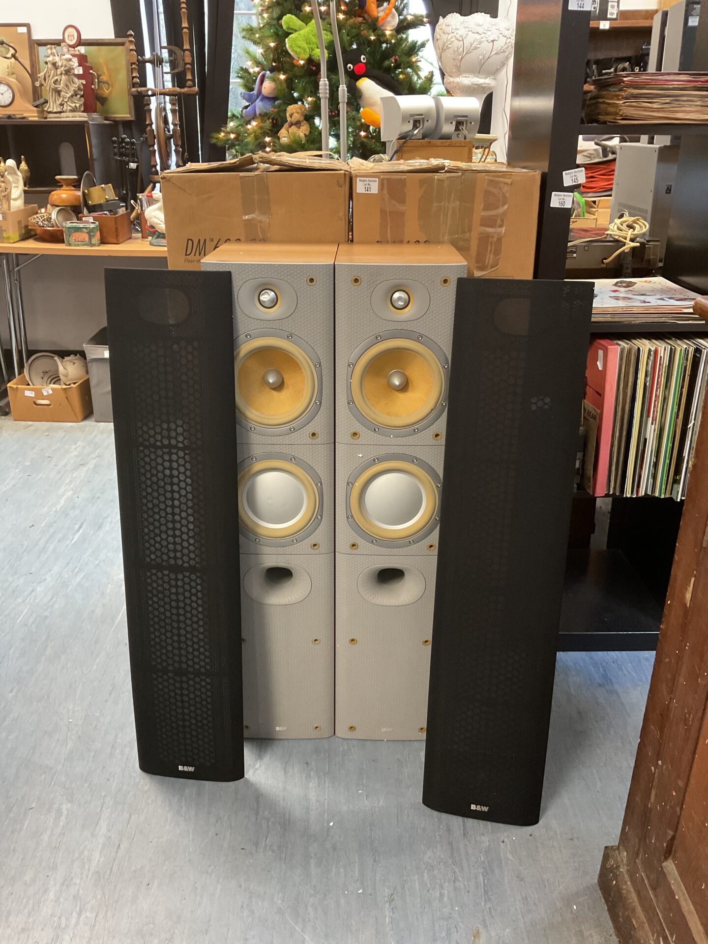 141 Pair of bowers & wilkins dm 603 s3 speakers (for restoration)
