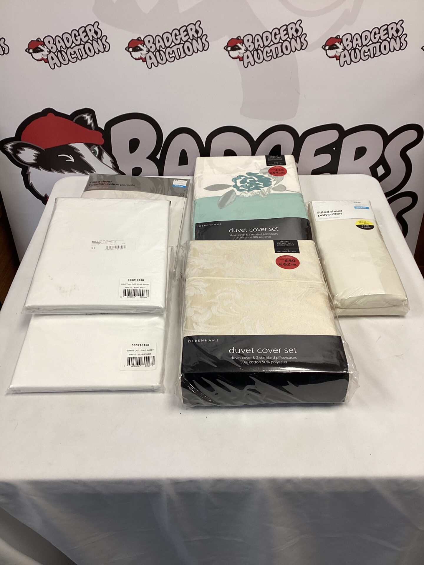 530 Two king size Debenhams duvet sets with fitted sheets