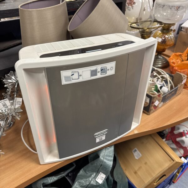 White Delonghi AC150 air purifier with control panel visible.