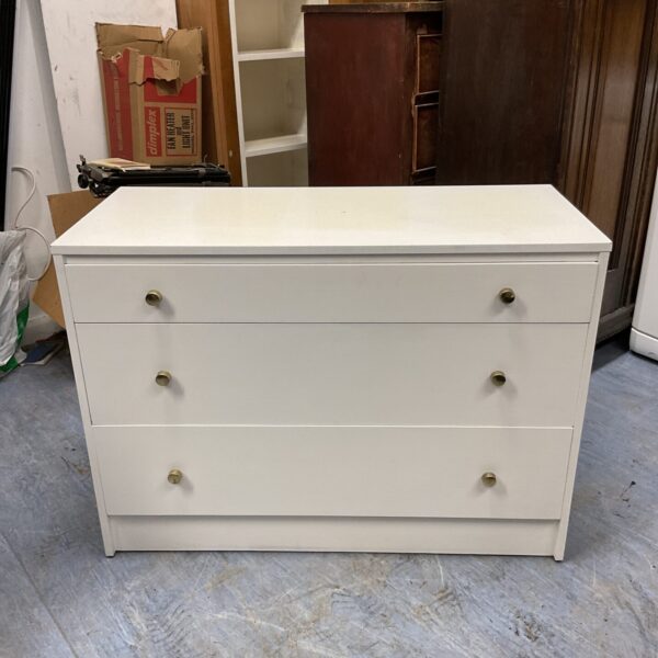White Ercol chest of drawers, vintage mid century modern bedroom furniture.