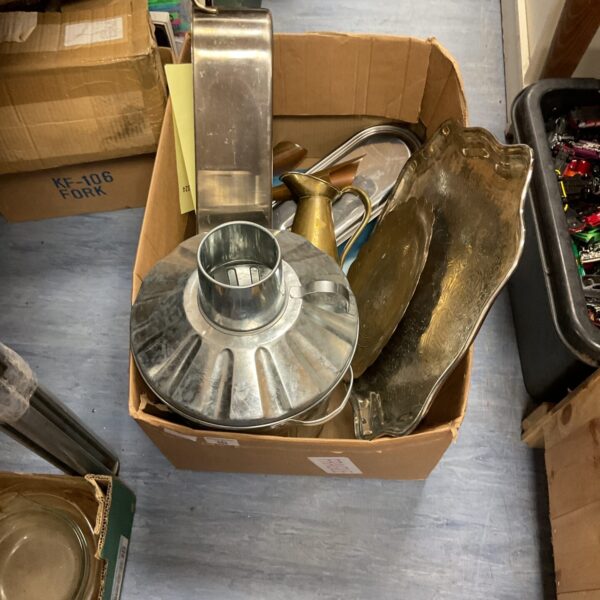 Vintage mixed metal lot with silverplate, brass, and copper items.