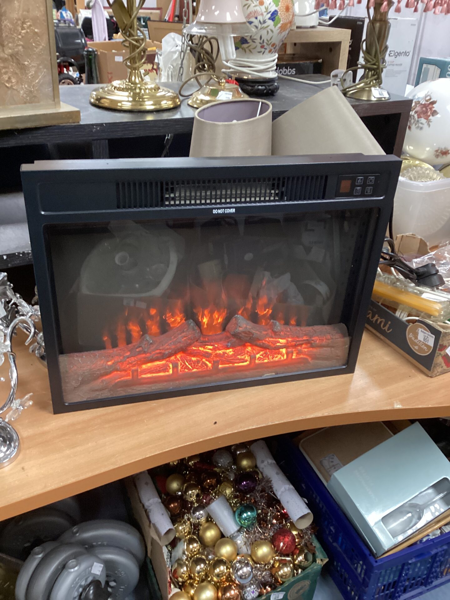 1001 New electric Fire in box in working order with remote control