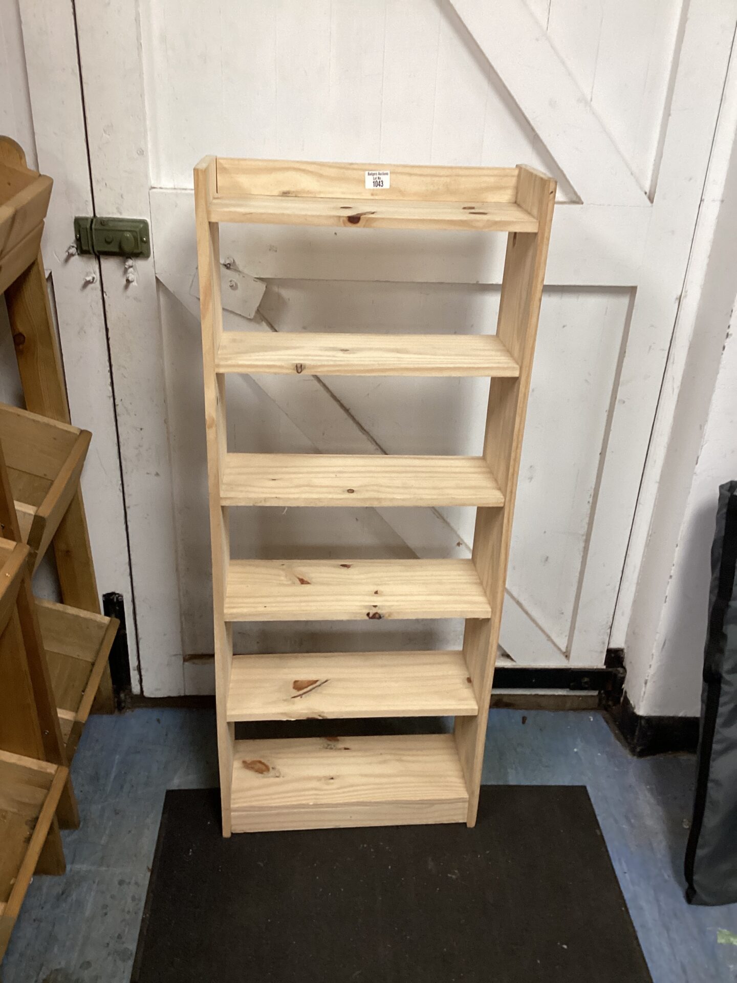 1043 pine book case