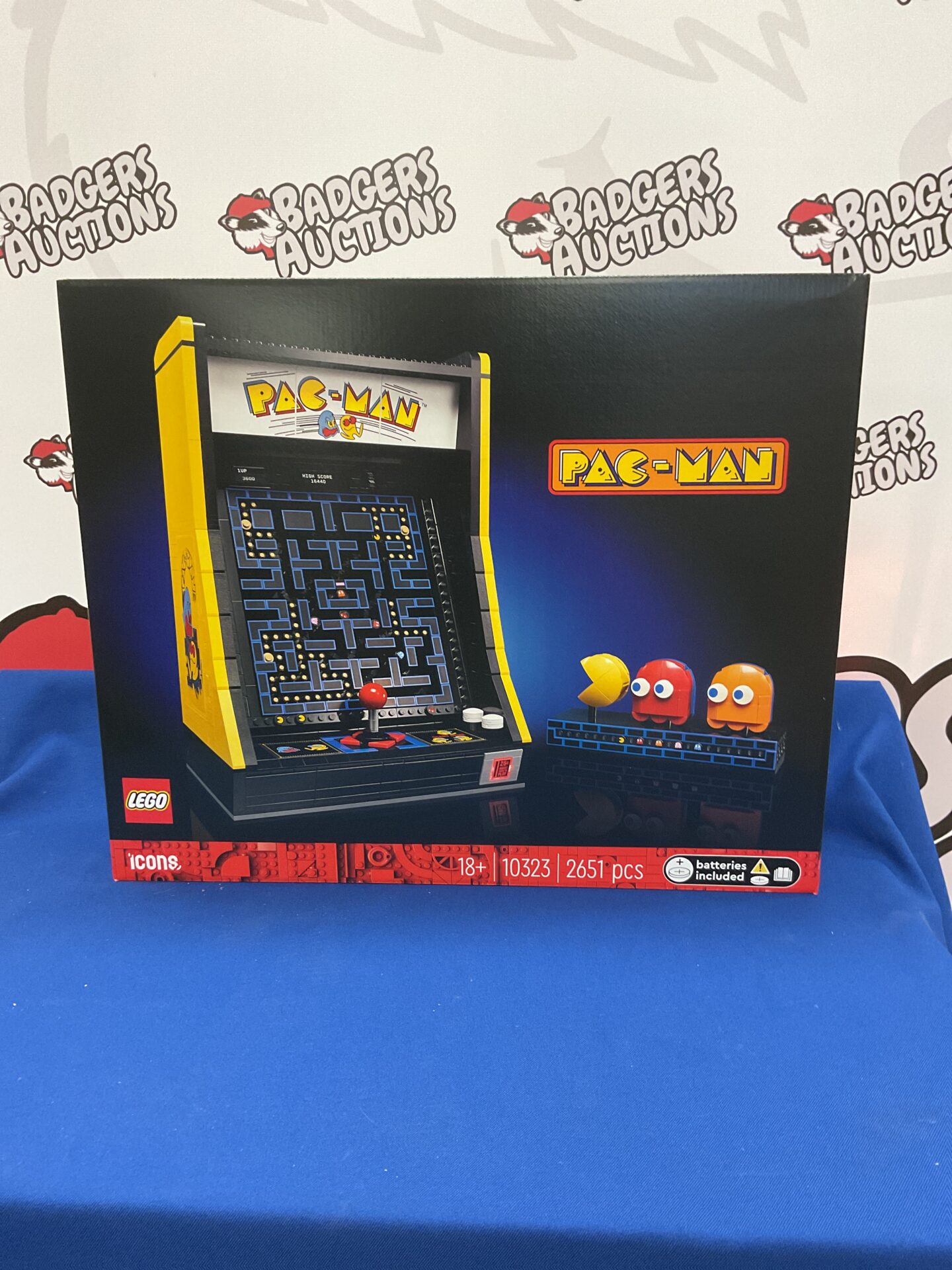889 Rare Lego icons 10323 sealed as new pac man working game set