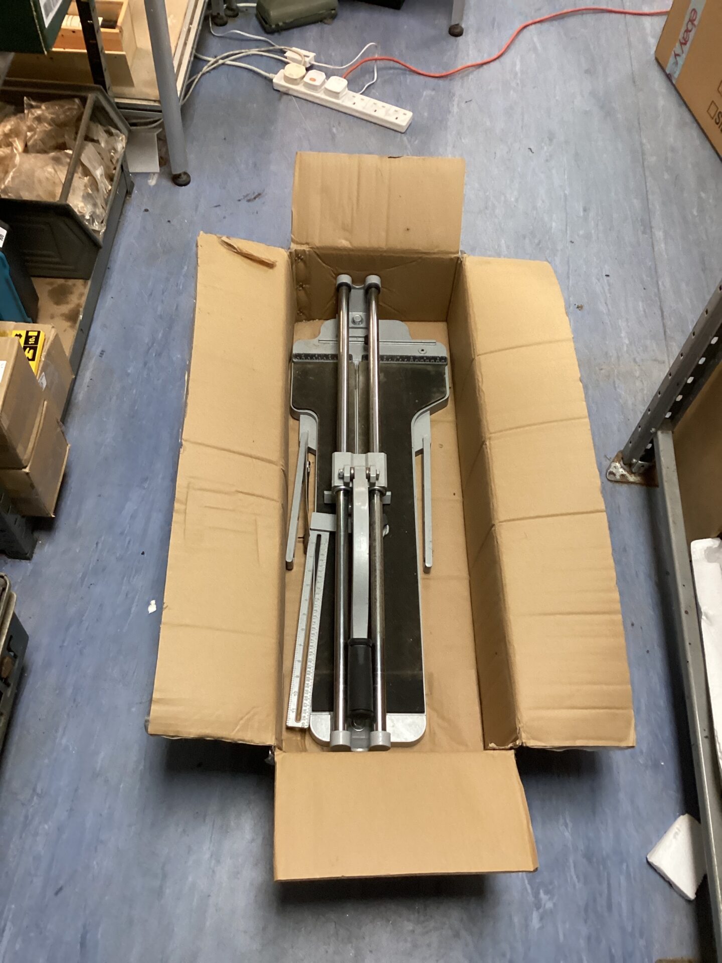 928 Professional Tile Cutter