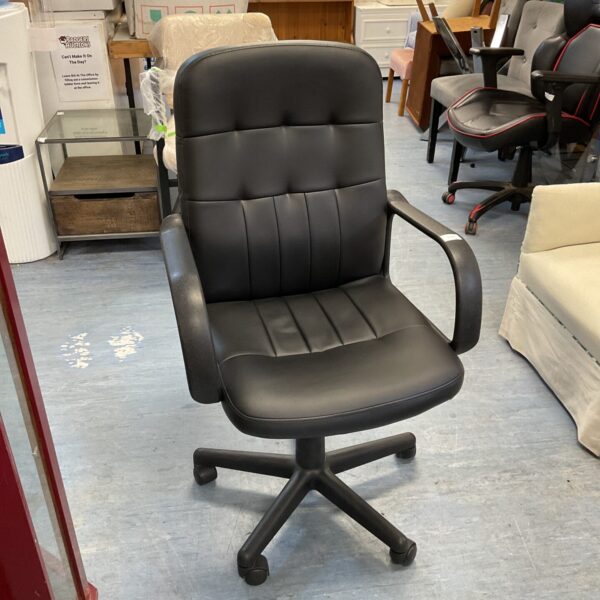 Black office chair with swivel base and castors.