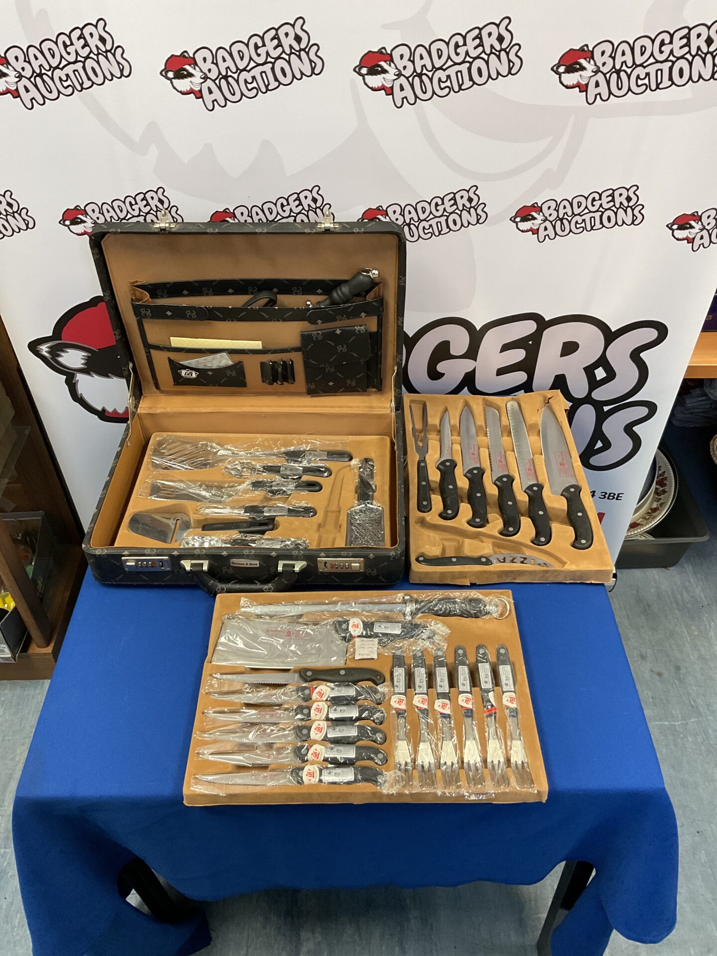020 Berman & benz s g cutlery set in case