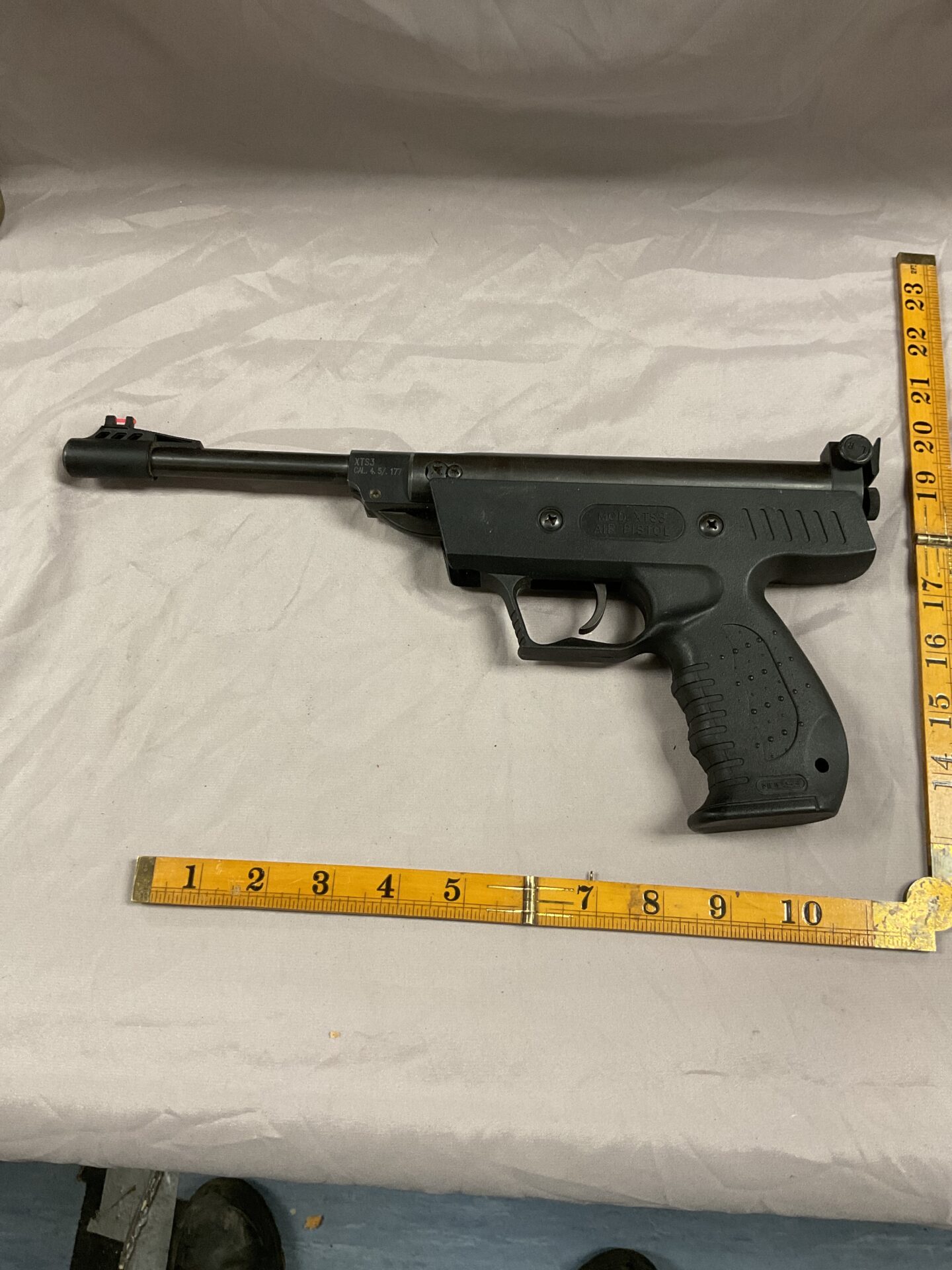 870 smk Mod X.T.S 3 .177 cal Air pistol